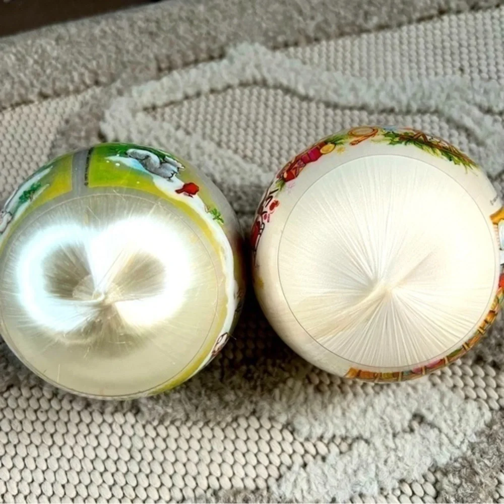 💚 Vintage Hallmark satin spun ball grand daughter ornaments